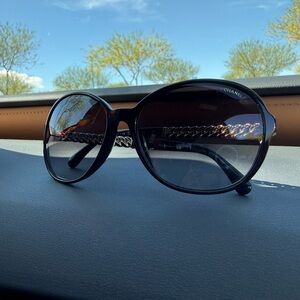 Chanel Black Oversized Round Sunglasses with Case silver CC Logo